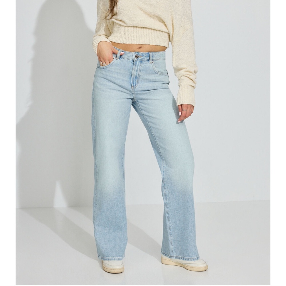 Garage wide leg high rise jeans with rip